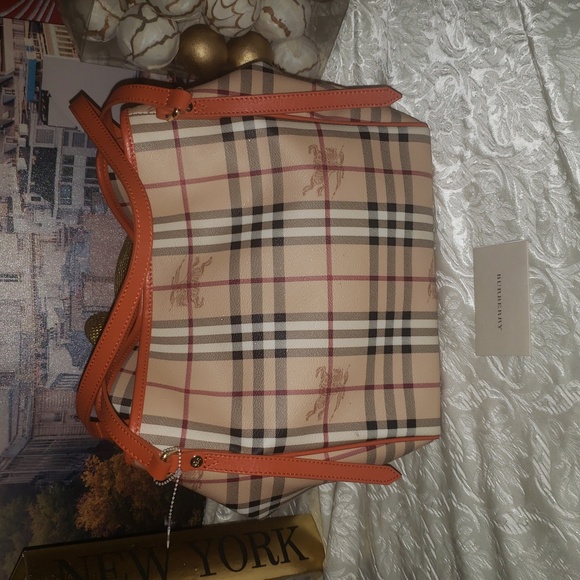 Burberry Haymarket Canterbury Tote - Picture 5 of 16